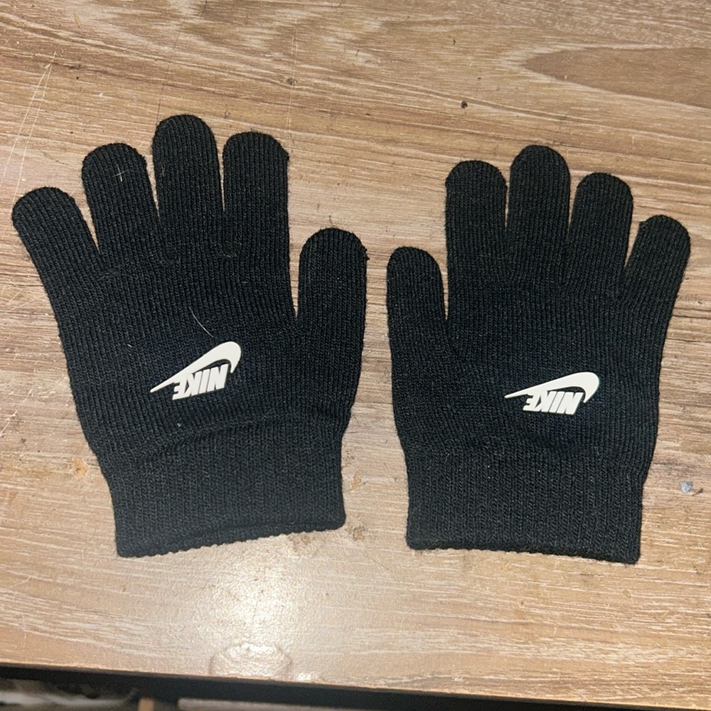 Kids Nike gloves